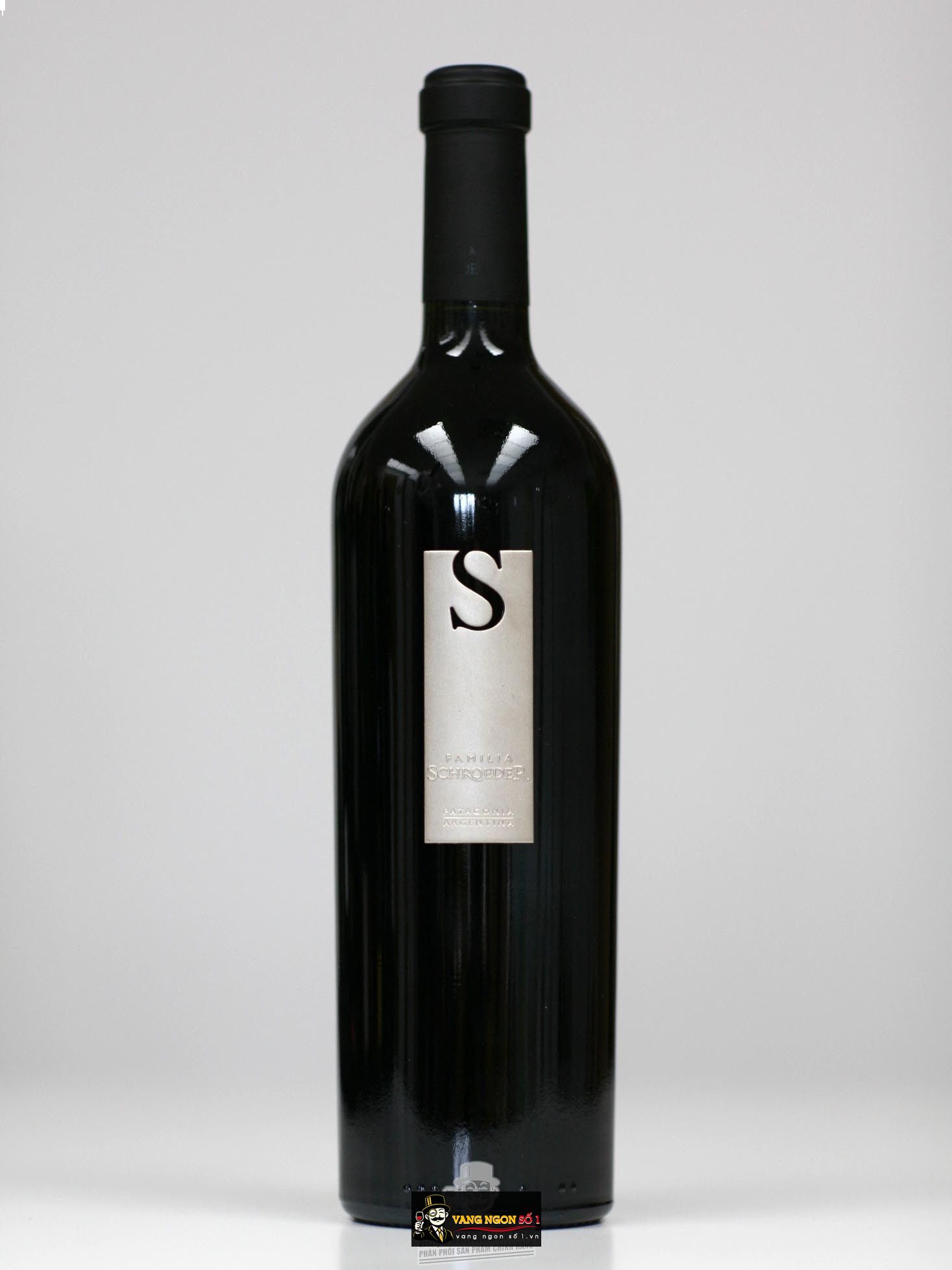 Kết quả hình ảnh cho argentina s familia schroeder malbec