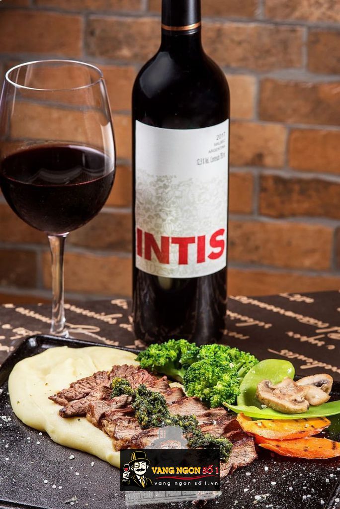 Kết quả hình ảnh cho vang argentina argentina intis merlot malbec