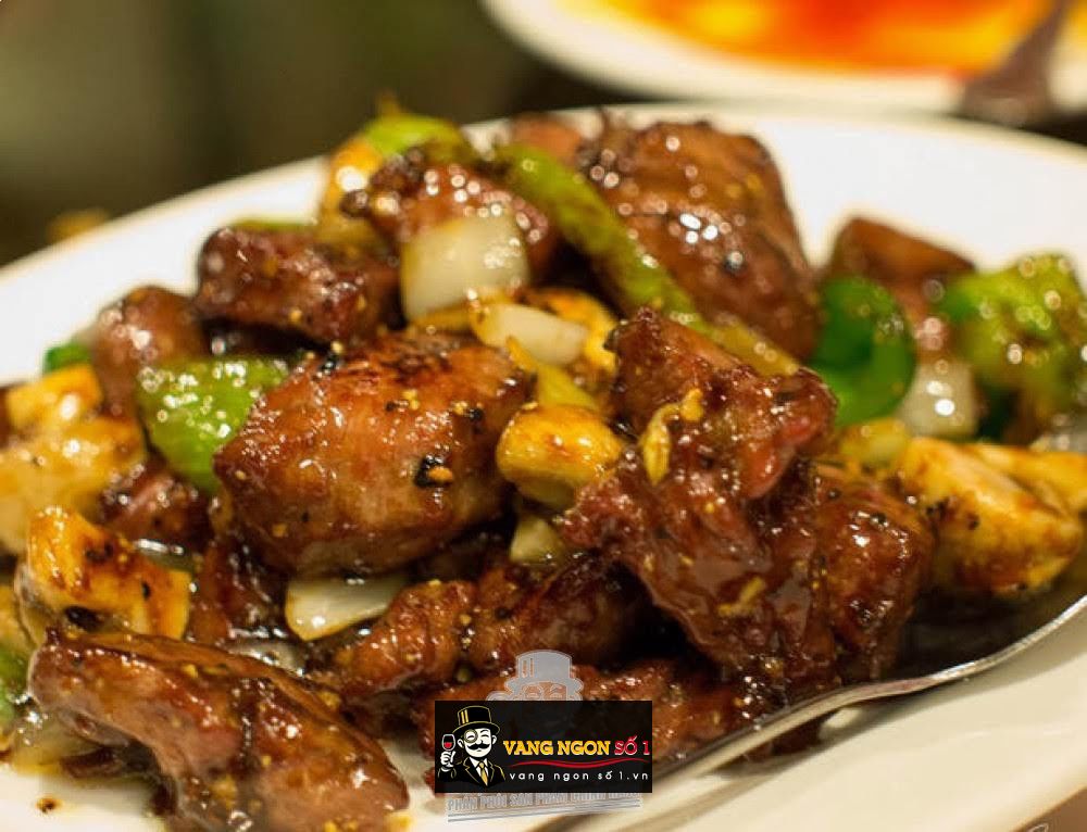 Cách làm bò sốt tiêu đen mềm ngon