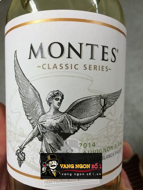 Kết quả hình ảnh cho montes classic series sauvignon blanc 2014