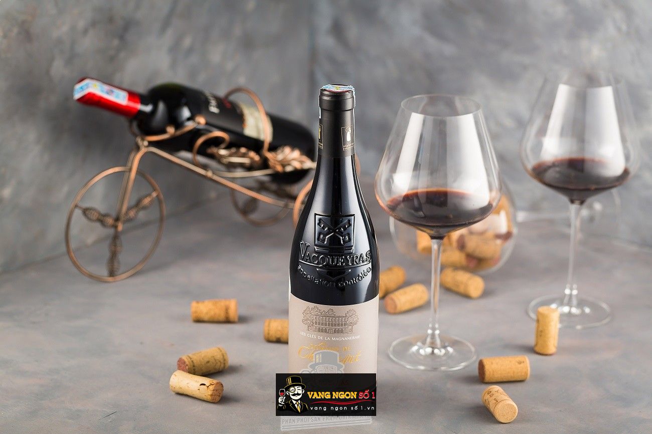 Kết quả hình ảnh cho vang PHÁP VACQUEYRAS DOMAINE DE CHANTEGUT