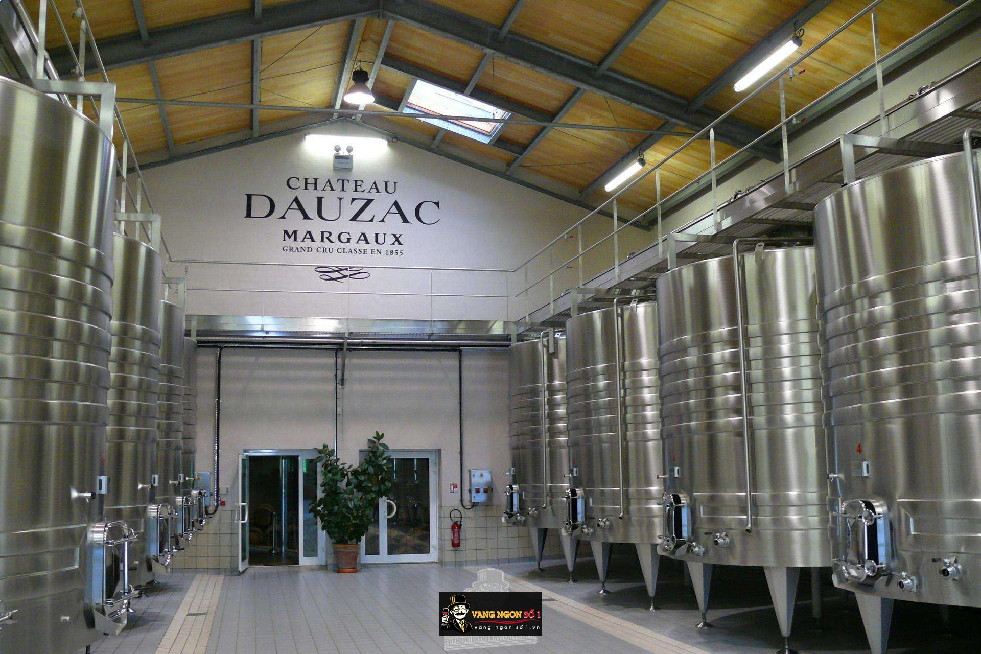 1466583658-7459-aux-Credit-Remy-Martineau-18