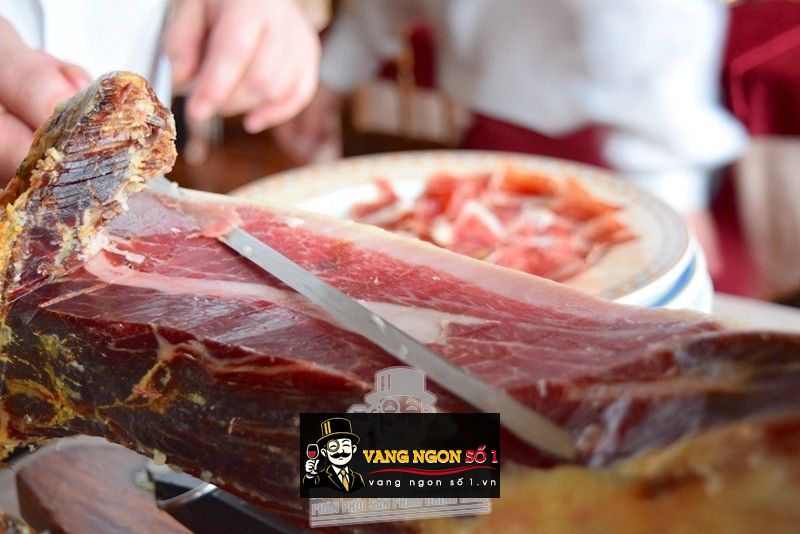 Kết quả hình ảnh cho ĐÙI LỢN MUỐI