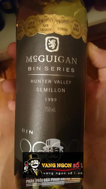 Vang Úc McGuigan Bin 9000 Semillon