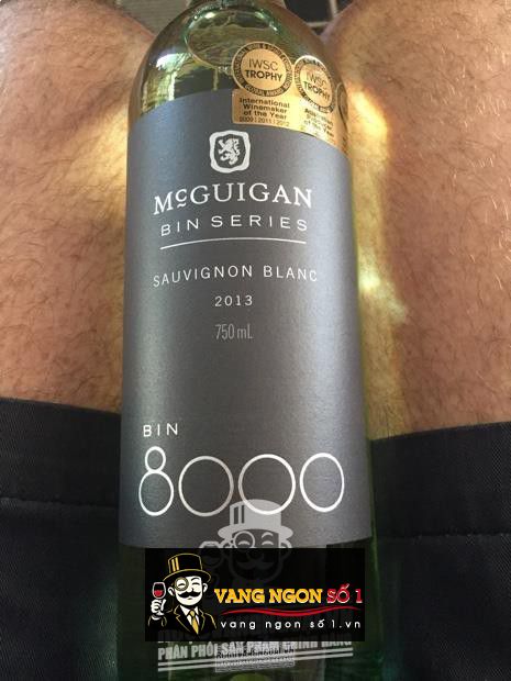 Vang Úc McGuigan Bin 8000 Sauvignon Blanc
