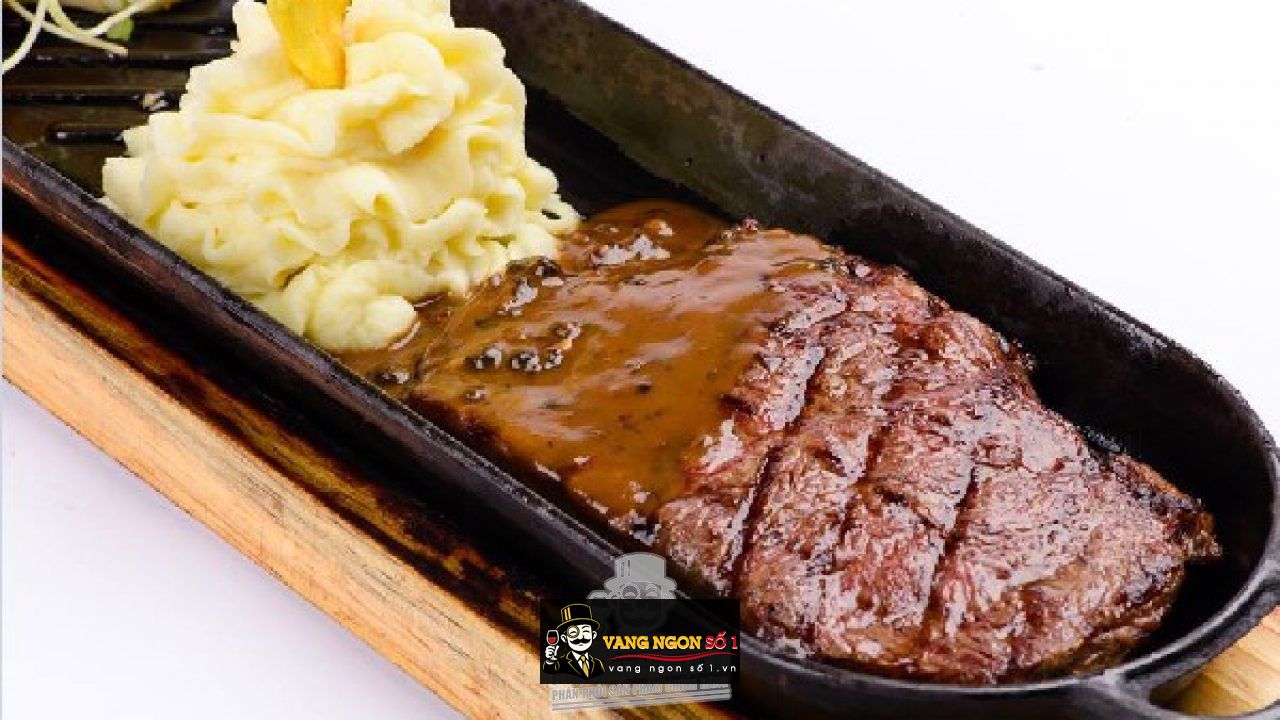 Kết quả hình ảnh cho vang và bít tết