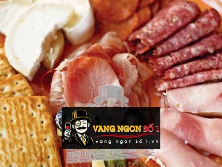 Nhiều mẫu thịt nguội “ngậm” chất bảo quản | Báo Dân trí