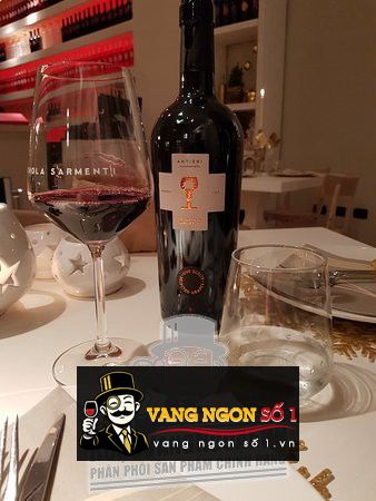 Antieri, un 100% Susumaniello morbido e vellutato - Picture of ...