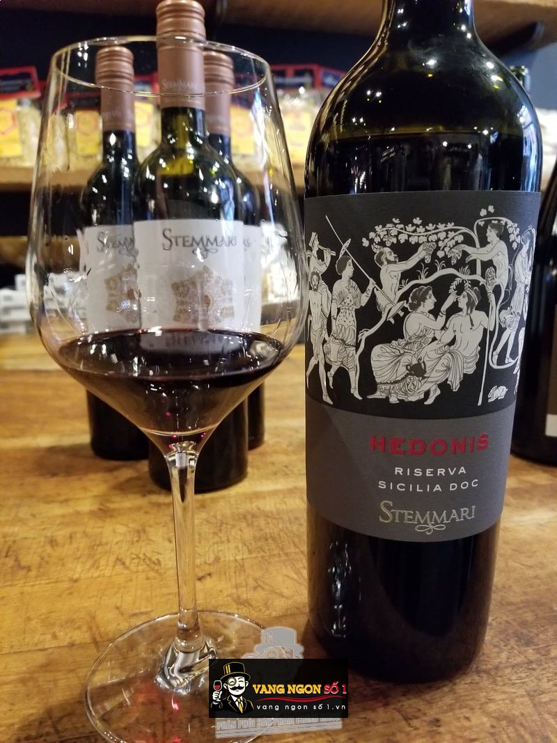 Day 680 A Glass of Sicily - The WineKnitter