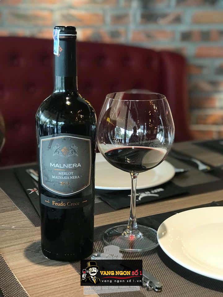 Vang Ý Malnera 2013 Negroamaro Malvasia Nera Salento Feudo di Santa Croce