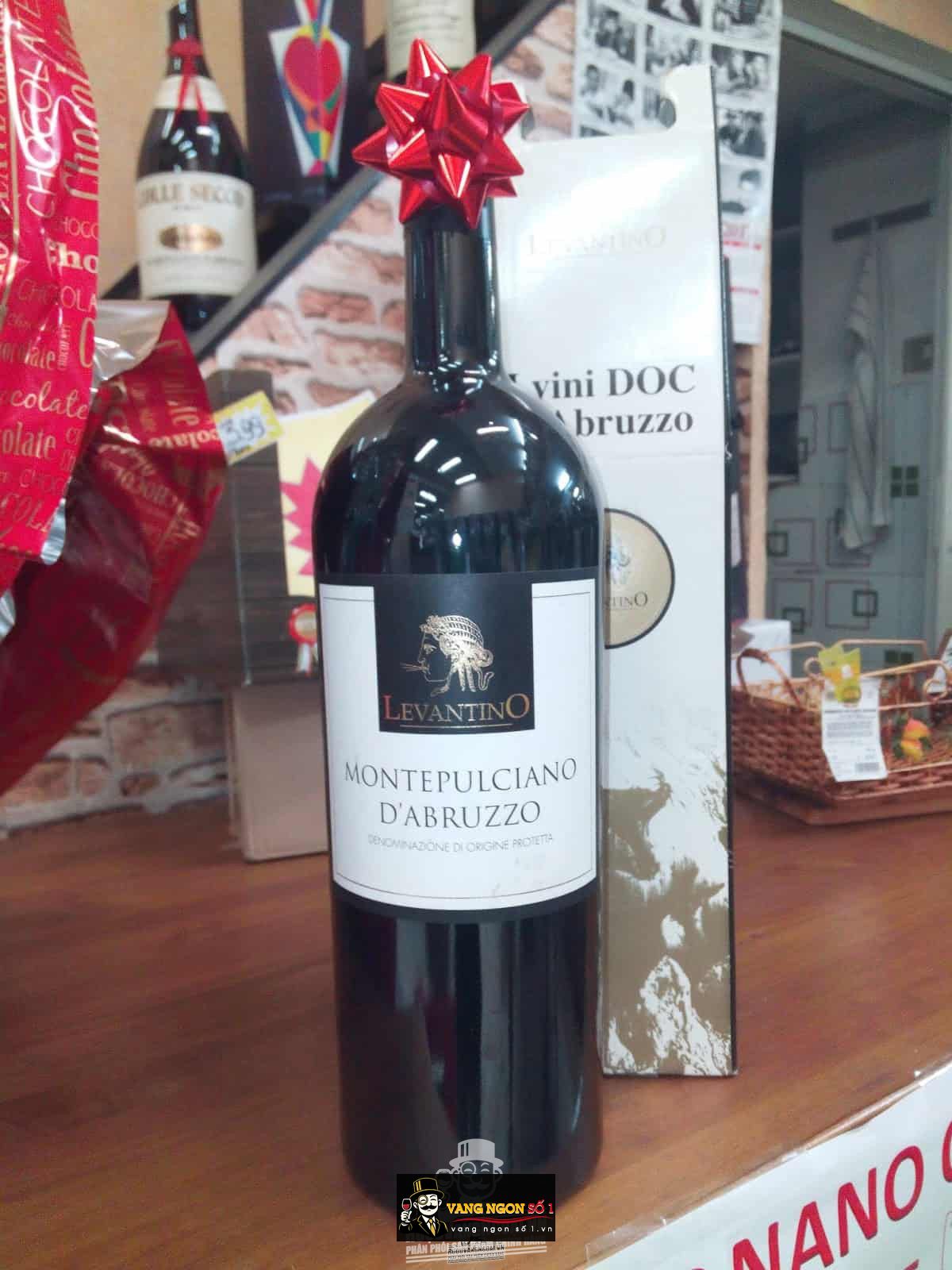 Vang Ý Levantino Montepulciano D