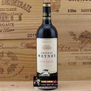 Vang Pháp Chateau Meyney Saint Estephe bn3