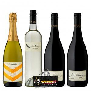 Rượu vang Pertaringa Scarecrow Sauvignon Blanc bn2