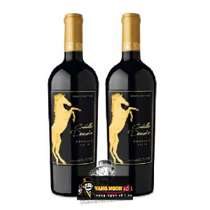 Vang Chile Caballo Dorado Premium Carmenere Syrah Colchagua Valley