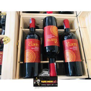 Vang Ý La Curte Salice Salentino blend bn2