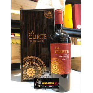 Vang Ý La Curte Salice Salentino blend