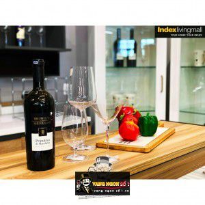 Vang Ý Brunilde di Menzione Primitivo di Manduria bn3