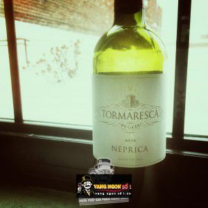Vang Ý Tormaresca Neprica Chardonnay Puglia bn3