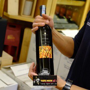 Rượu Vang Ý Syrah Igt Terre Siciliane uống ngon bn2