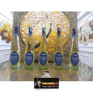 Rượu Vang trắng CAMUNARI uống ngon bn2