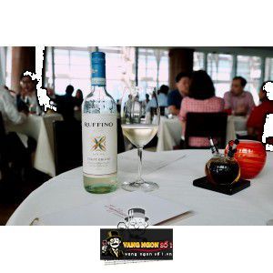 Rượu vang Ruffino Lumina Pinot Grigio uống ngon bn3