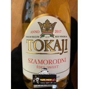 Rượu vang ngọt Tokaji Szamorodni Sweet uống ngon bn1
