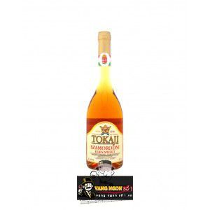 Rượu vang ngọt Tokaji Szamorodni Sweet uống ngon bn2