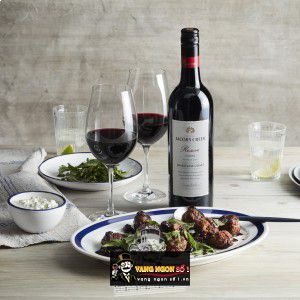 Rượu vang Jacobs Creek Reserve Limestone Coast Shiraz uống ngon bn2