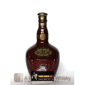 Rượu Chivas 21 Royal Salute Đỏ Ruby Flagon bn1