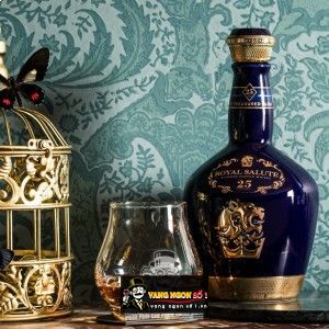 Rượu Chivas Royal Salute 25 Chai Sứ cao cấp bn1